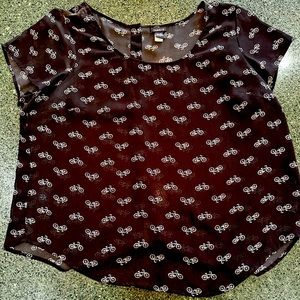 GUC Torrid 1x Black Bicycle Print Swing Top w/ Button-up Back